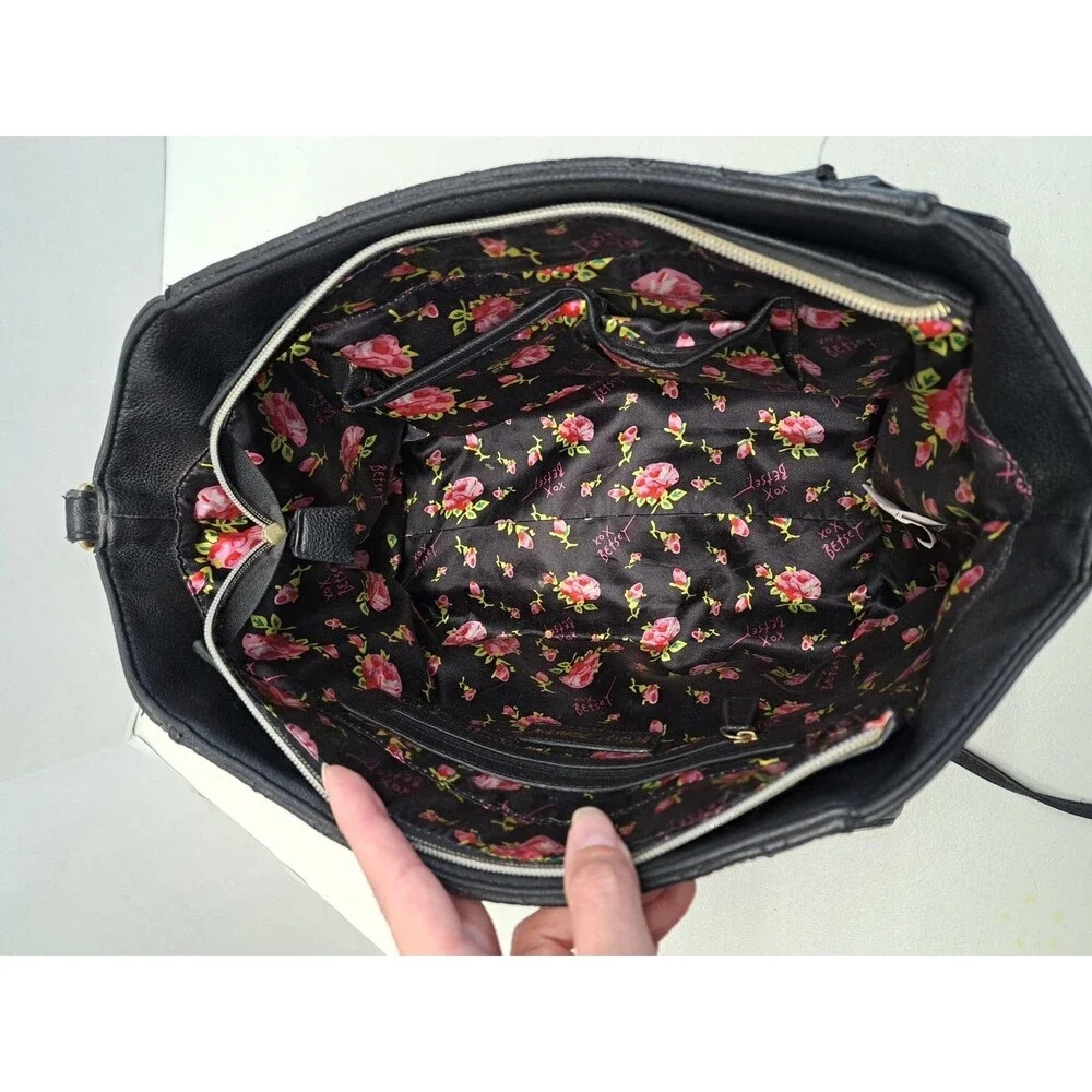 Betsey Johnson Quilted Satchel Black Bag - Picture 10 of 15